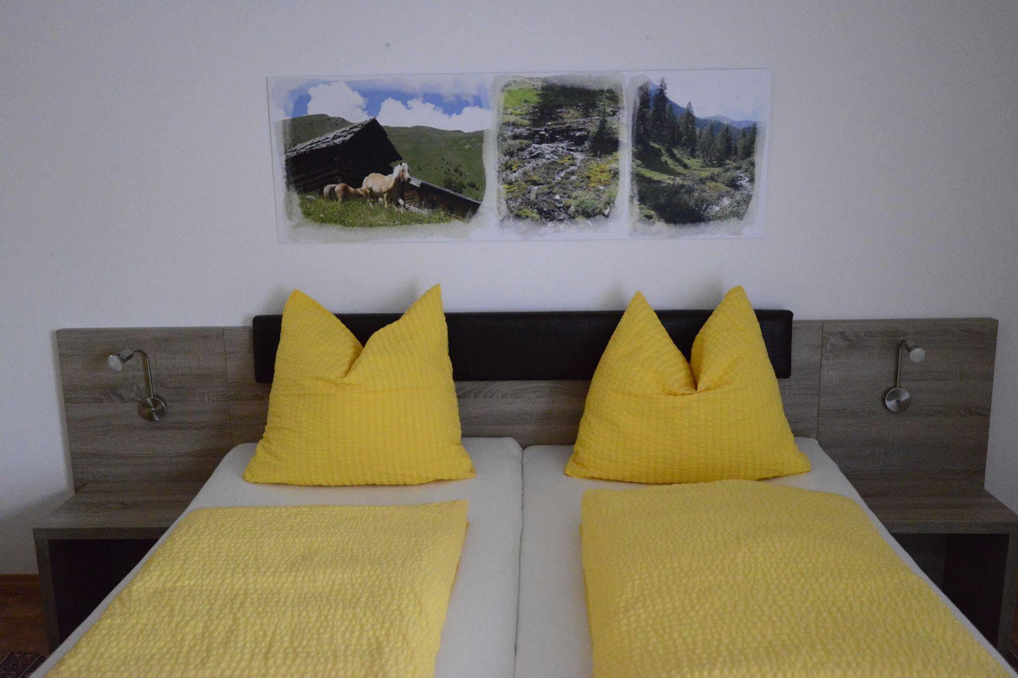 Appartement Gastehaus Zwischenberger à Obervellach Extérieur photo